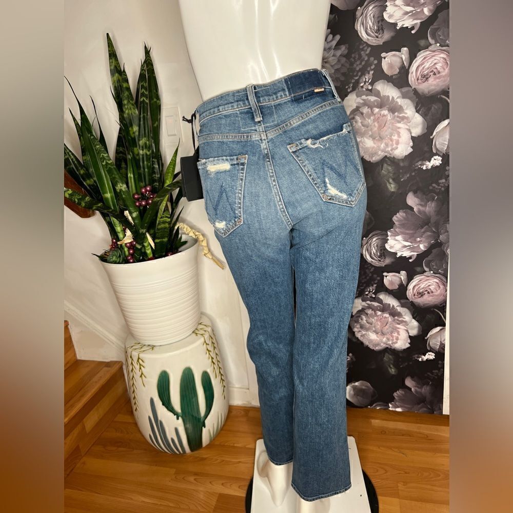 MOTHER
Study Hover High Rise Straight Leg Jeans in Peaches and Scream - Picture 6 of 8